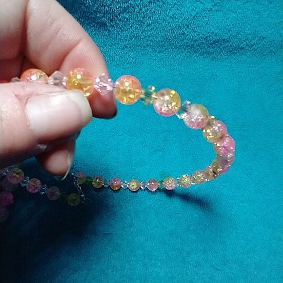 Pink yellow clear green cracked glass wire necklace handmade - Picture 2 of 3